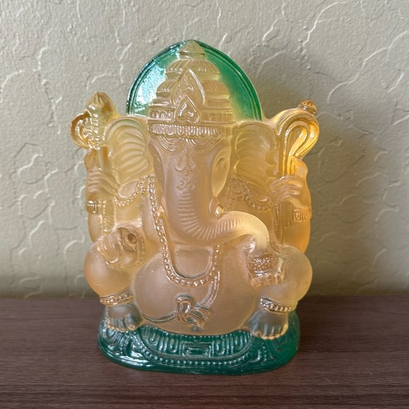 Ganesha Carved Statuette - Picture 3 of 8